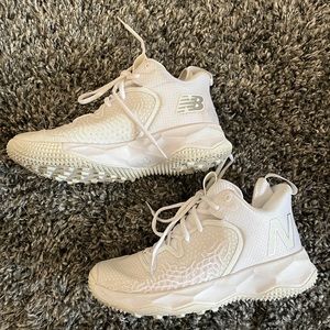 Mens White New Balance Freeze Turf